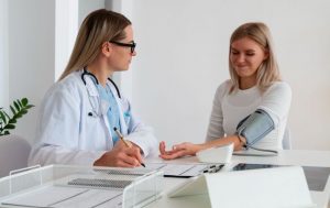 Коли до терапевта, а коли до вузького спеціаліста? Пояснює лікар