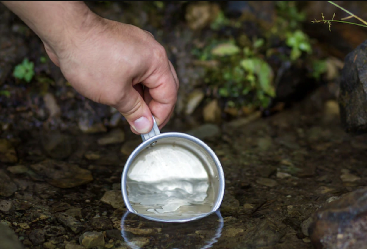 Як відфільтрувати воду в польових умовах: повний посібник