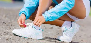 Як зав’язати шнурки на кросівках: повний гайд для комфорту та стилю