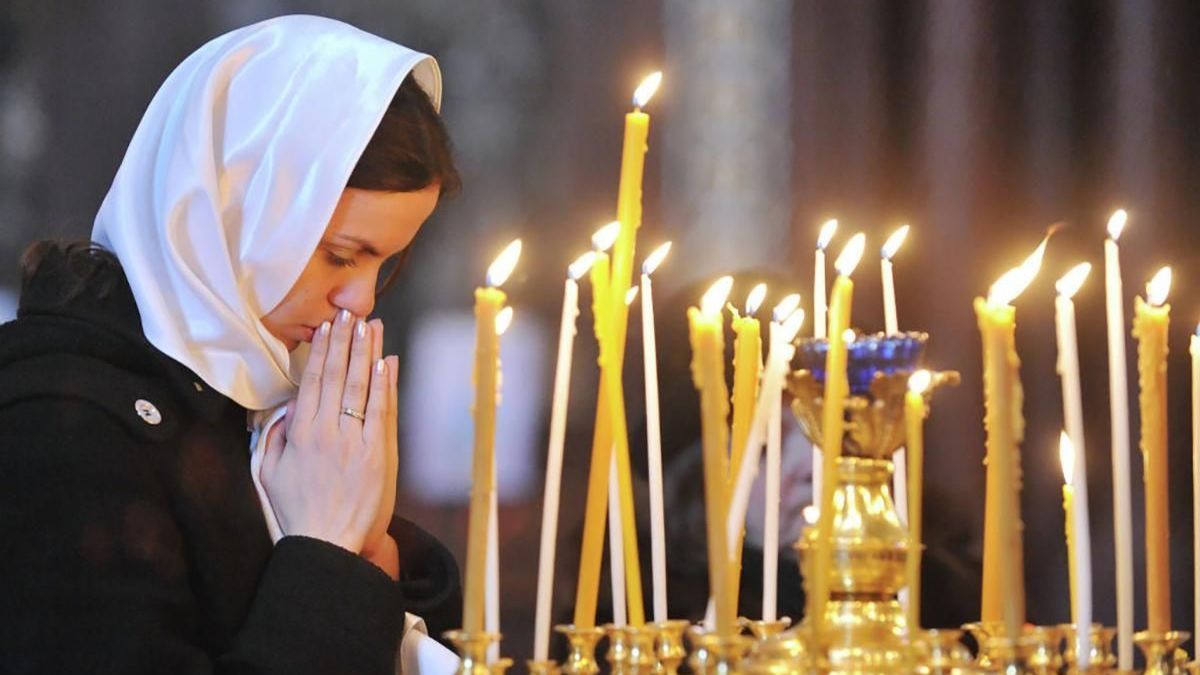 Чи можна йти до церкви в штанах: повна відповідь для вірян