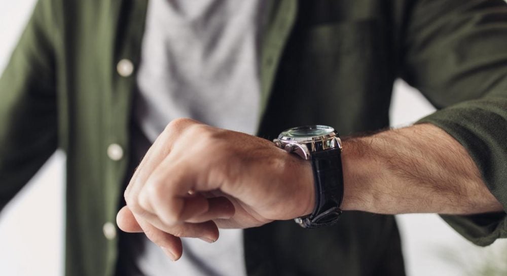 Чи можна носити чужий годинник: прикмети, реальність та практичні поради