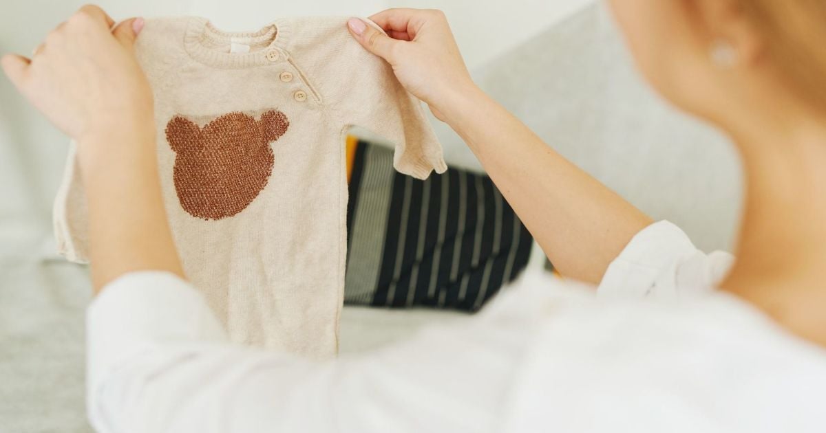 чи можна палити дитячі речі