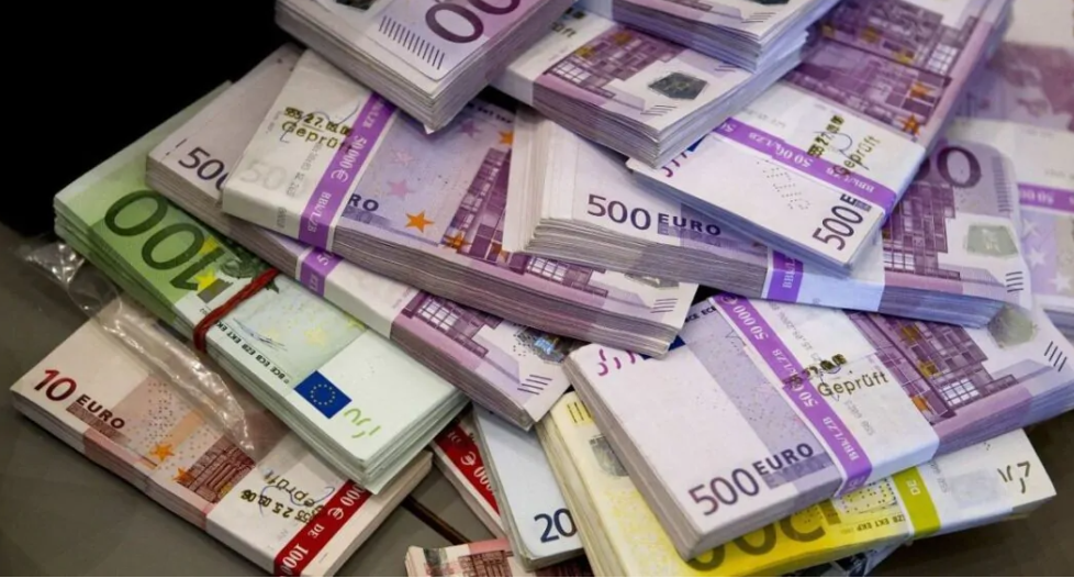 чи можна в польщі розраховуватись євро