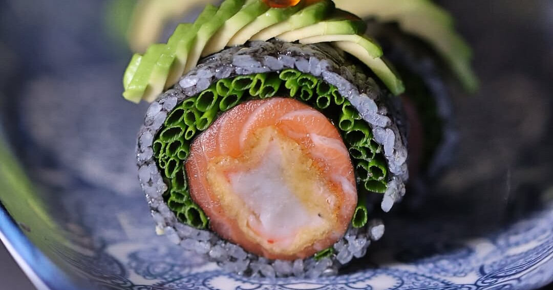 Чи можна вагітним суші: безпечні роли, ризики та рекомендації для майбутніх мам