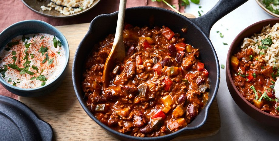 чилі кон карне