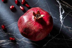 Чим корисний гранат для чоловіків