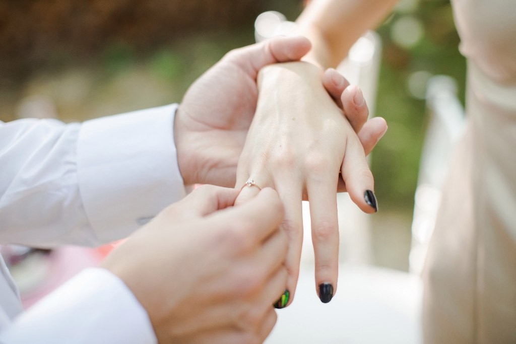 Вона сказала так: магія миті заручин