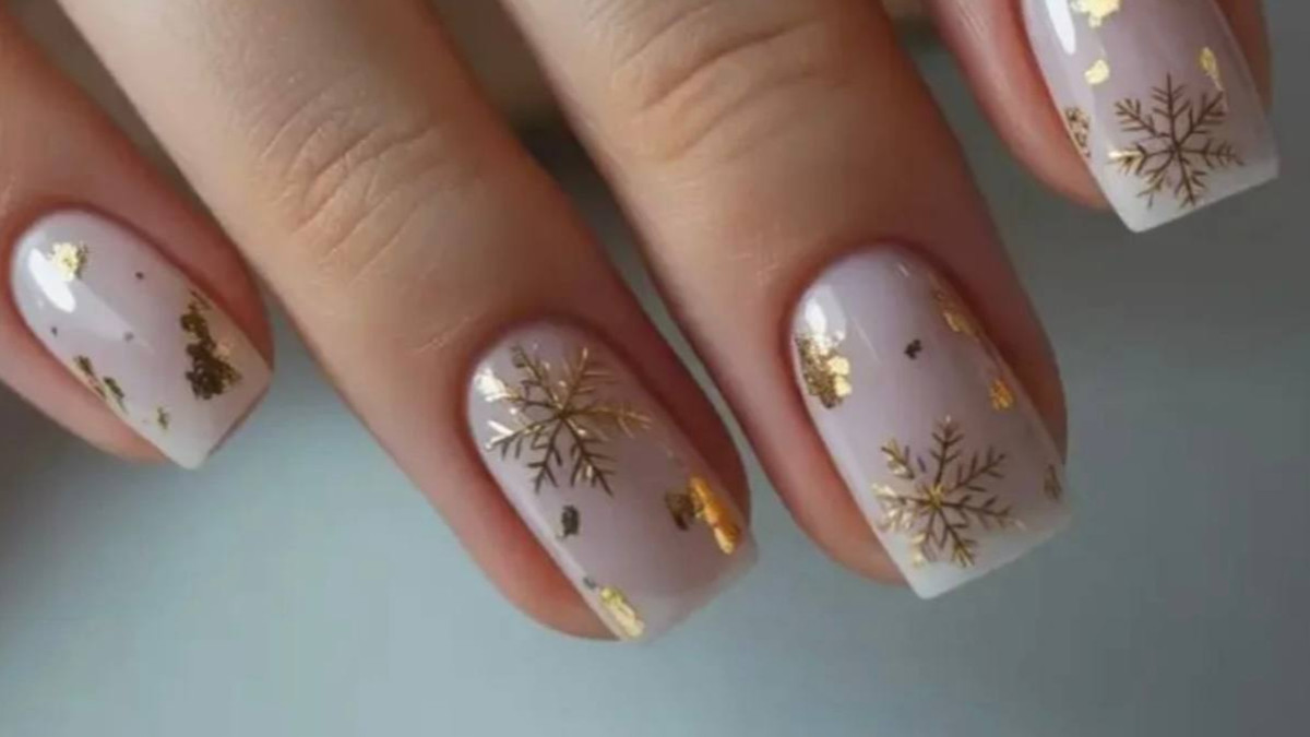 новорічний манікюр