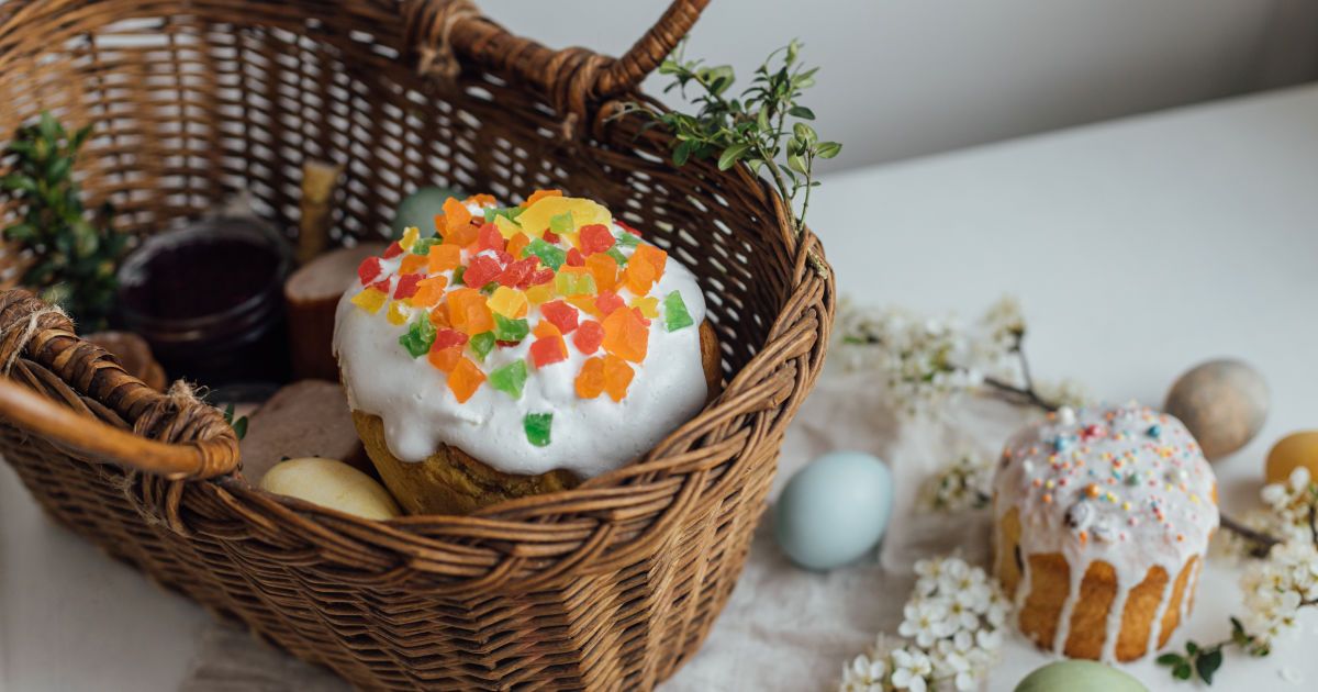 що покласти у великодній кошик