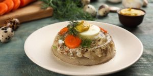 Холодець з курки: традиційний рецепт, секрети ідеального застигання та святкові традиції
