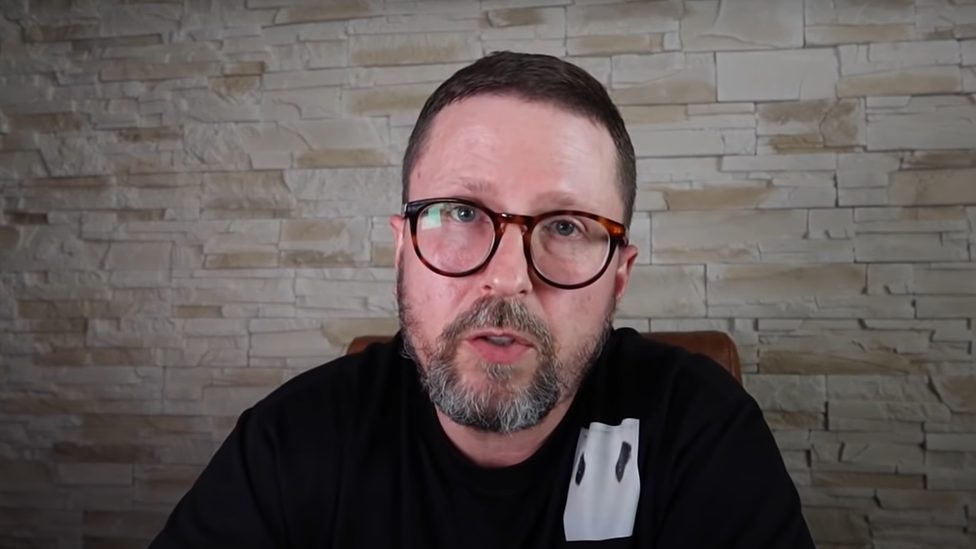 Хто такий Шарій: від київського розслідувача до блогера з мільйонною аудиторією