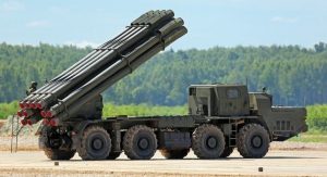 Торнадо-С: російська РСЗВ з керованими ракетами на 120 км