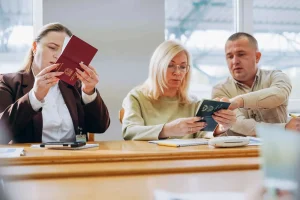 Чи може виконавча служба заблокувати зарплатну картку