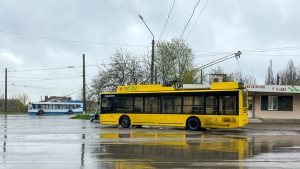Тролейбус 2 Рівне: повний гід маршрутом Льонокомбінат — Боярка