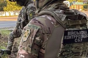 Трьох агентів засудили на 15 років за коригування ударів по Донеччині