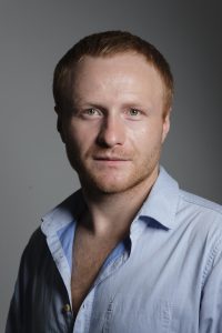 Віталій Салій: актор, який перетворив військову дисципліну на сценічну силу