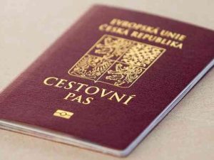 Як отримати громадянство Чехії: повний гід для новачків і досвідчених