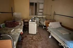 Після смерті 27-річної в Іркутську госпіталізували 189 осіб